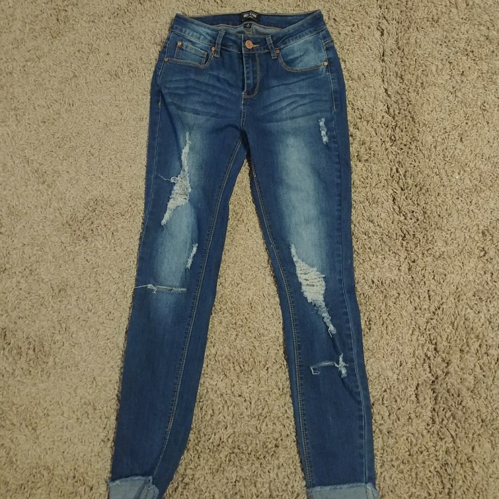 Cute ripped jeans